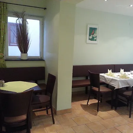 Wildschoenauer Bahnhof Wörgl