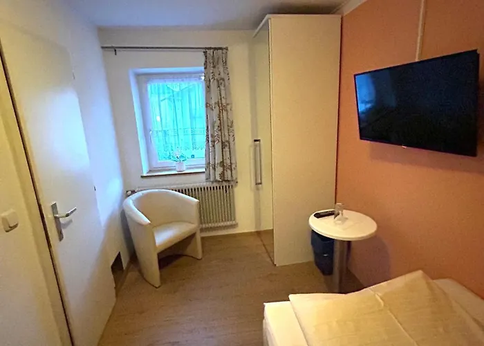 Wildschoenauer Bahnhof Hotell 2*